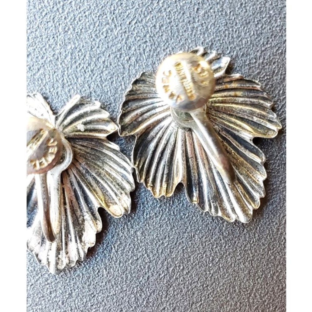 Vintage 50's Sterling Grape Leaves Earrings - Picture 10 of 12